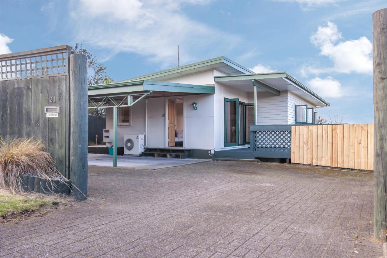 Kaihua Lookout - Taupo Holiday Home Exterior foto